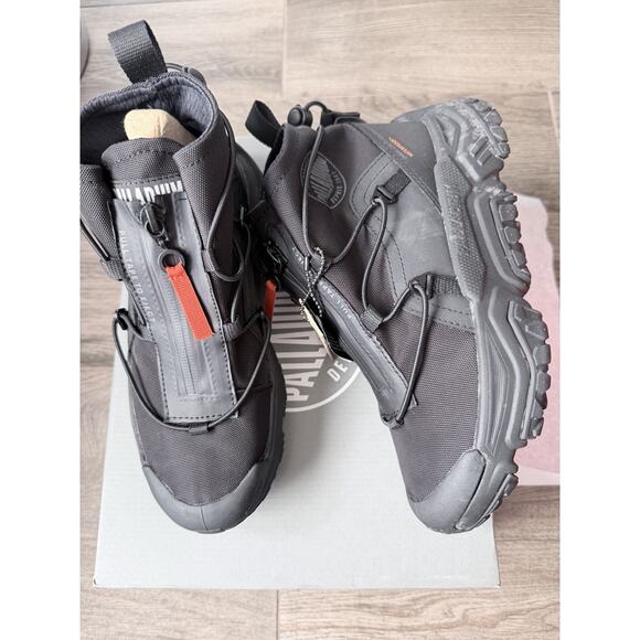 Palladium Off Grid Hi Waterproof Unisex Boot Black/black M-4 & W-5.5 US main image 8